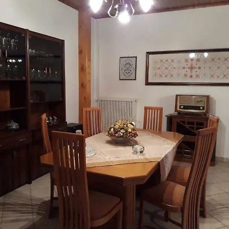 Apartamento Thomas Traditional House
